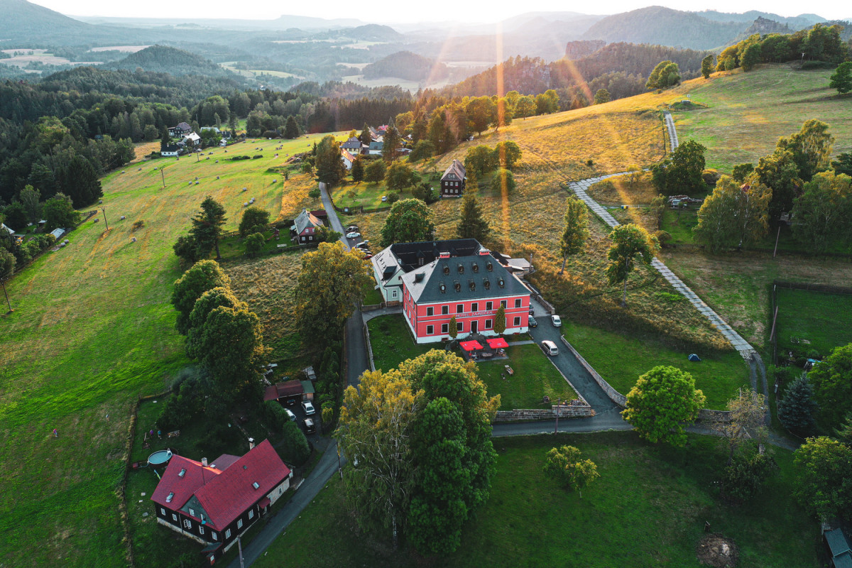 wellnes hotel zámeček